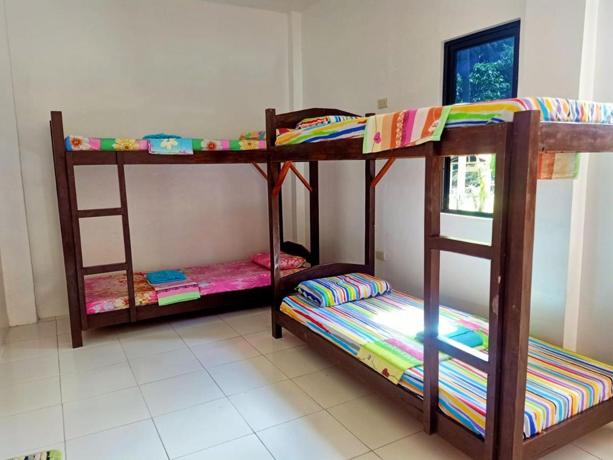 James Homestay Siquijor Kültér fotó