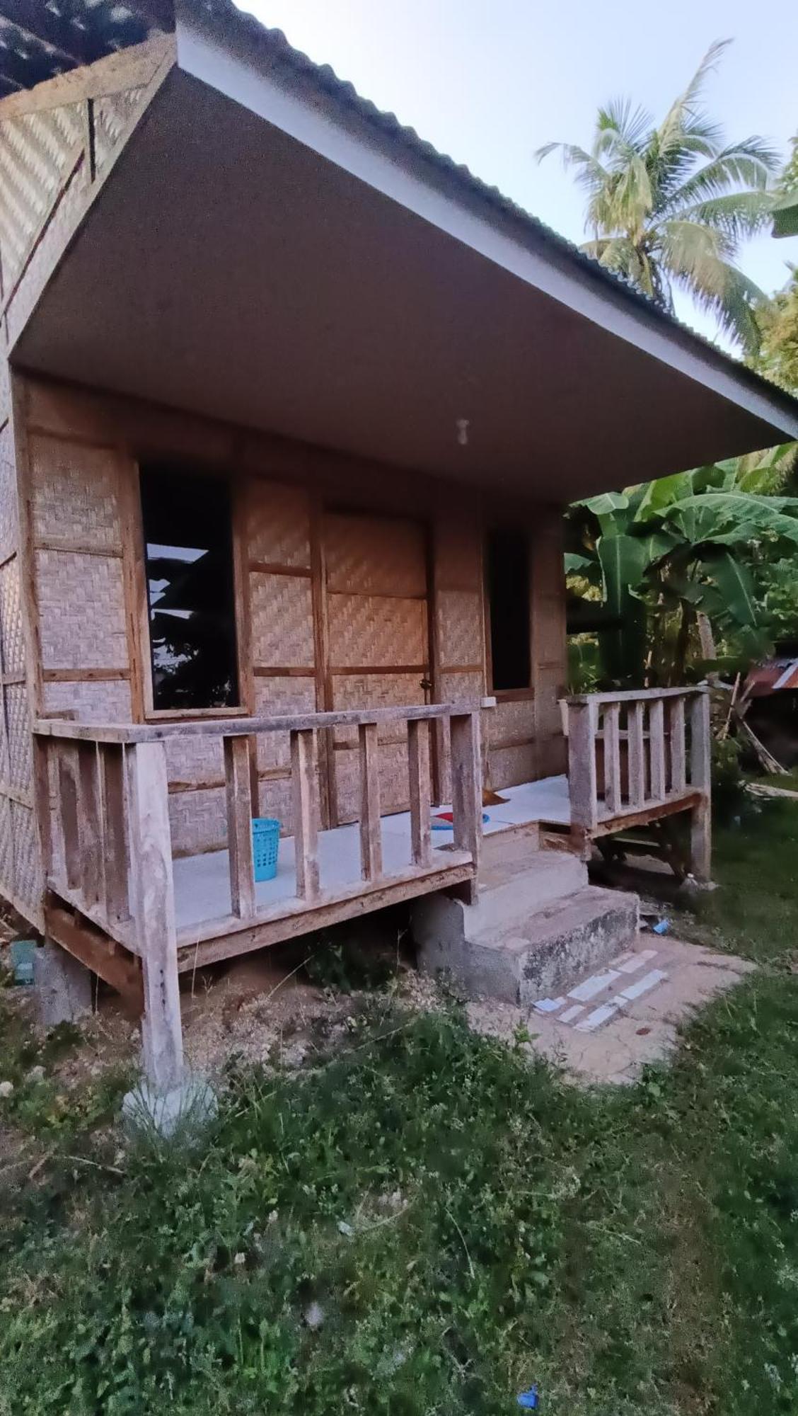 James Homestay Siquijor Kültér fotó
