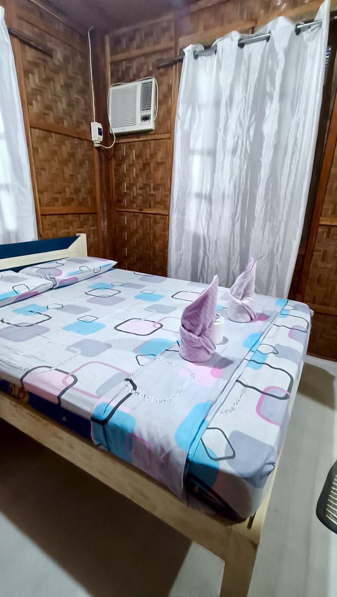 James Homestay Siquijor Kültér fotó